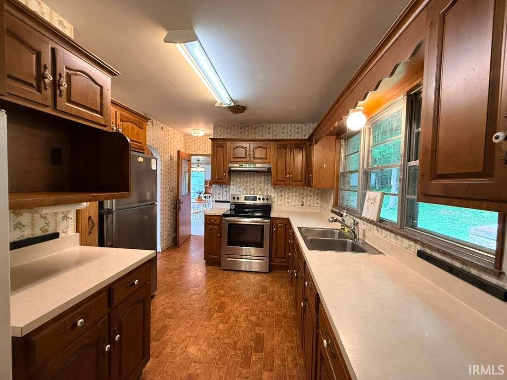 109 S Triangle Road