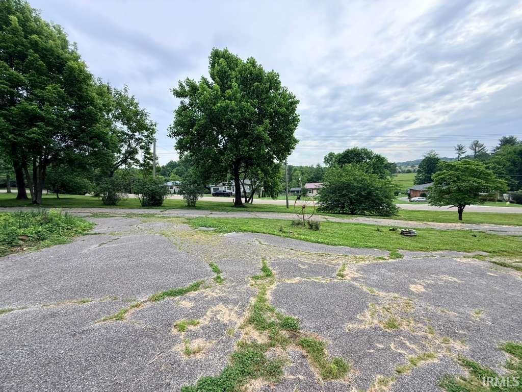 109 S Triangle Road