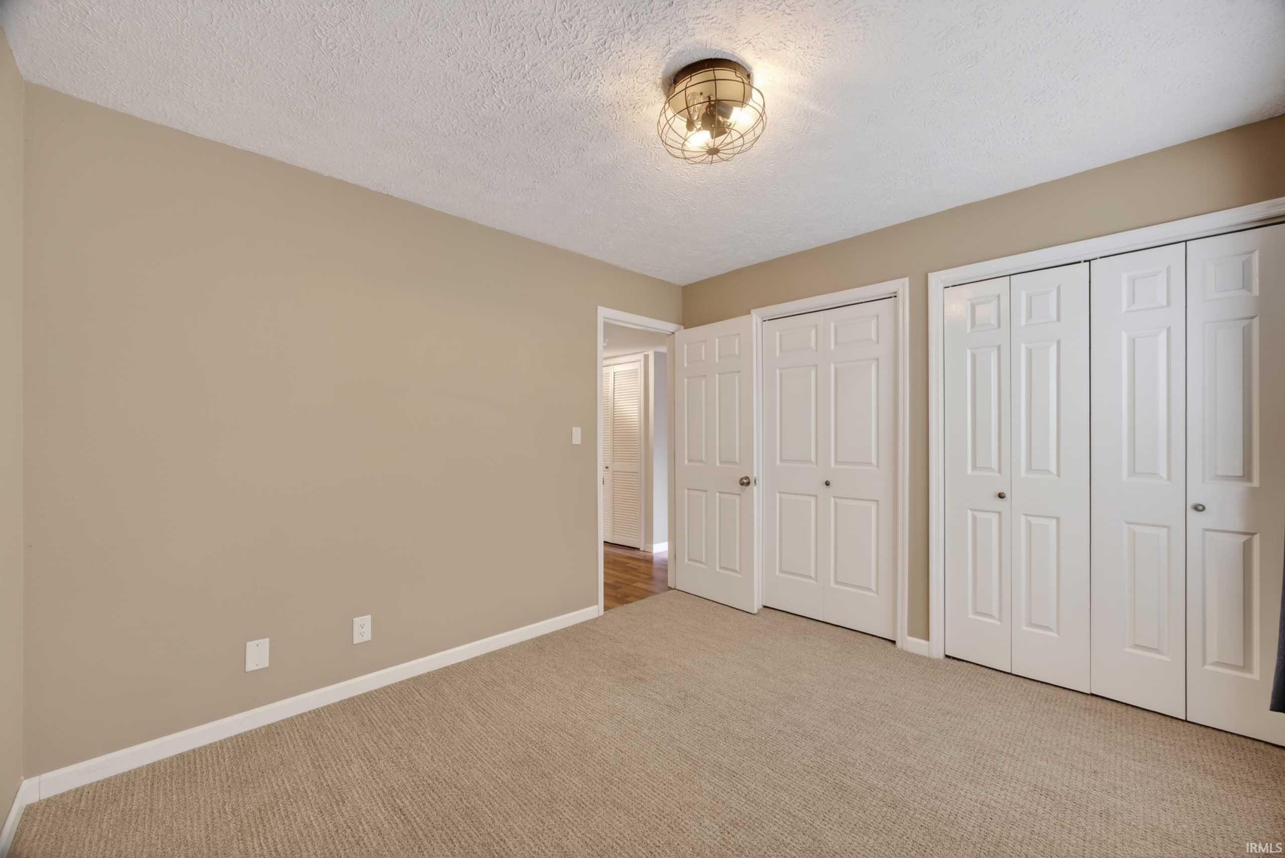 9136 Greenridge Lane