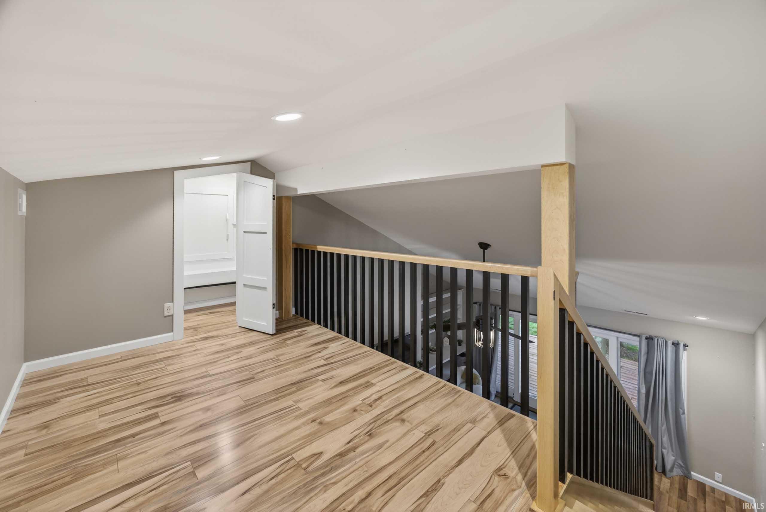 9136 Greenridge Lane