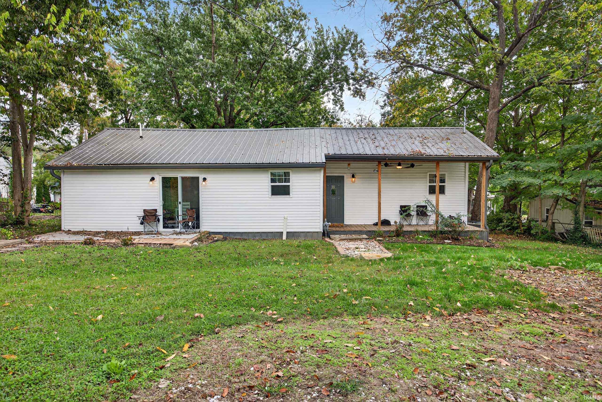 203 NE 1st Street