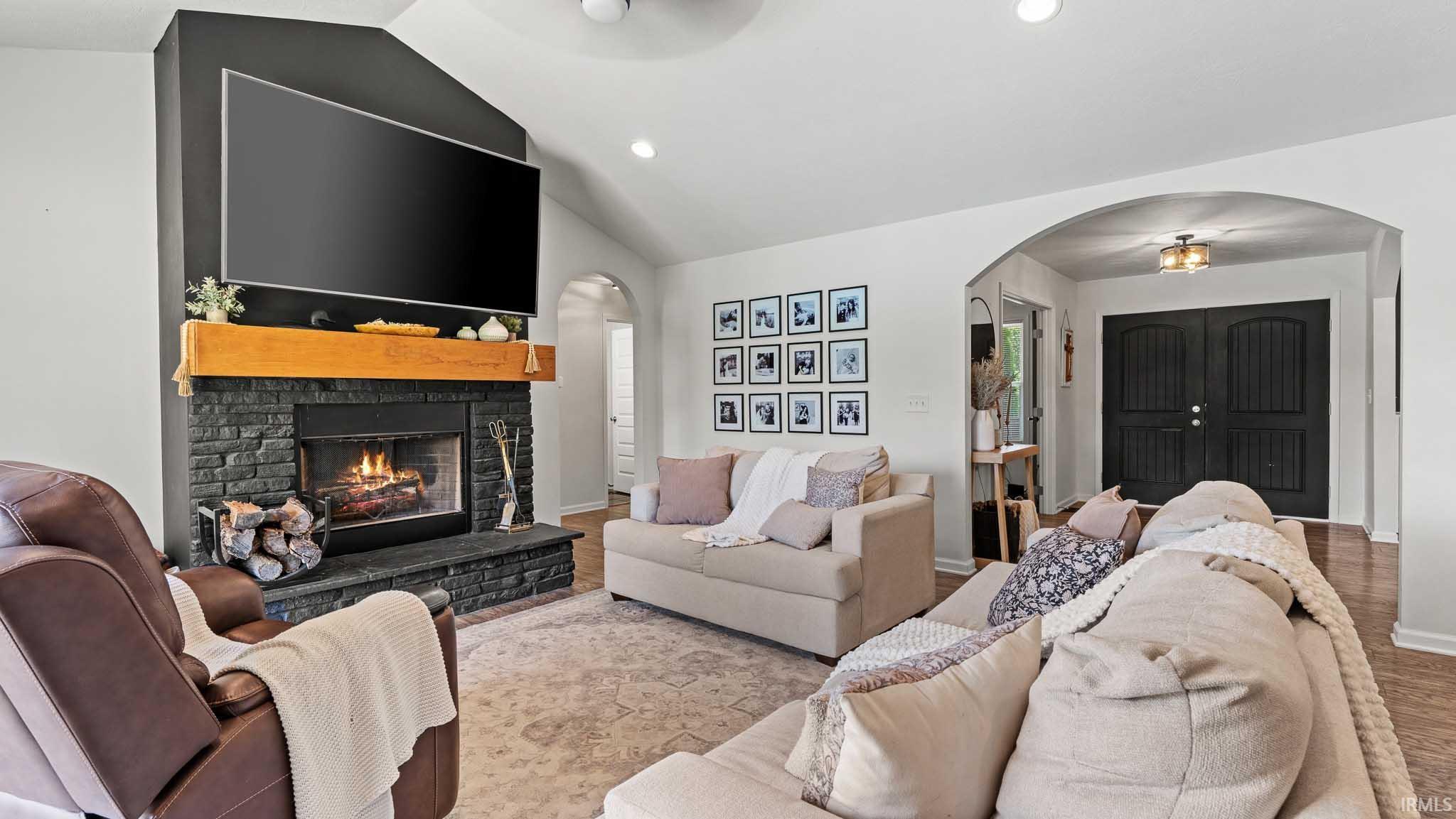 11484 E St Rd 58