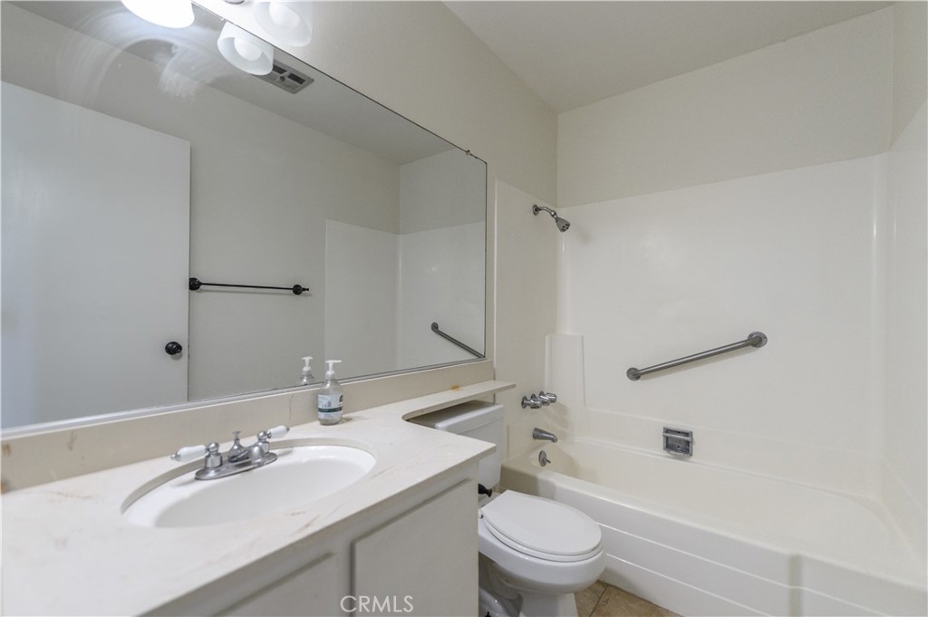 4162 Belvedere Street