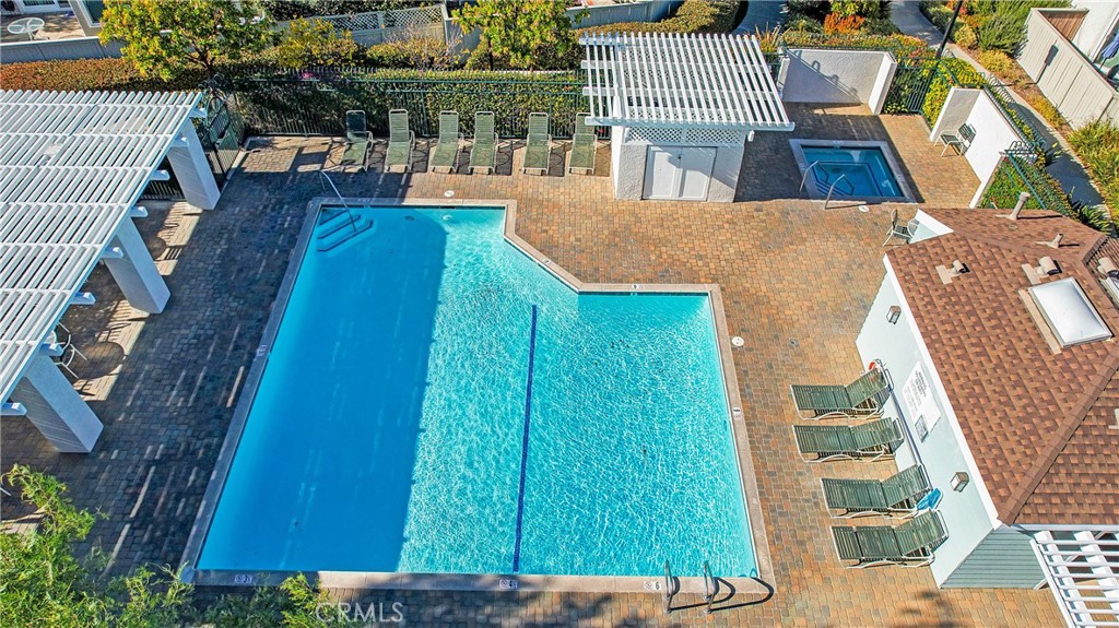 414 Deerfield Avenue 113