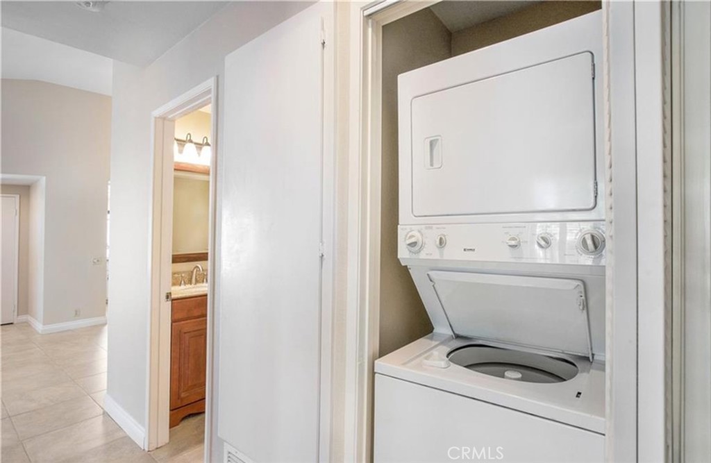 414 Deerfield Avenue 113