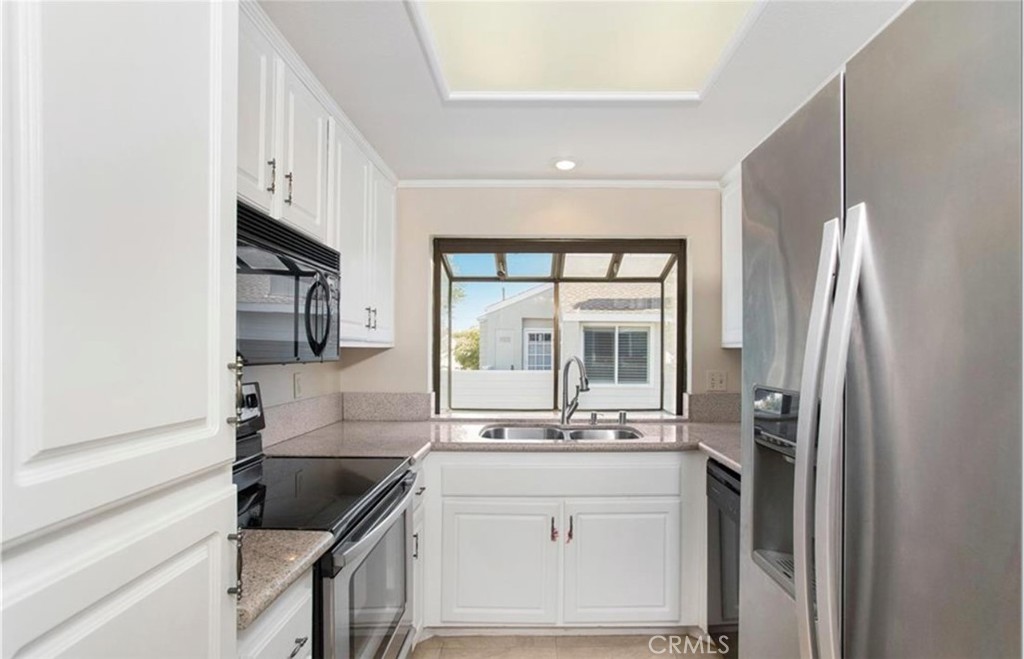 414 Deerfield Avenue 113