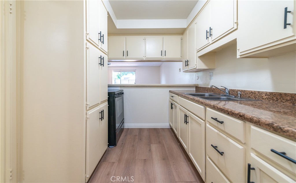 14802 Newport Ave 23C