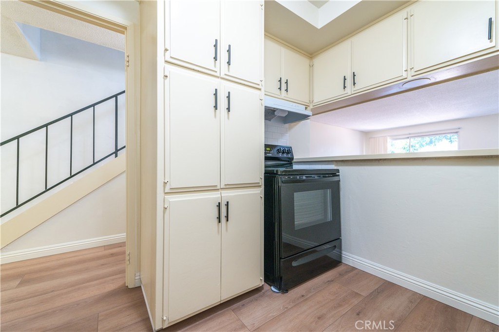 14802 Newport Ave 23C