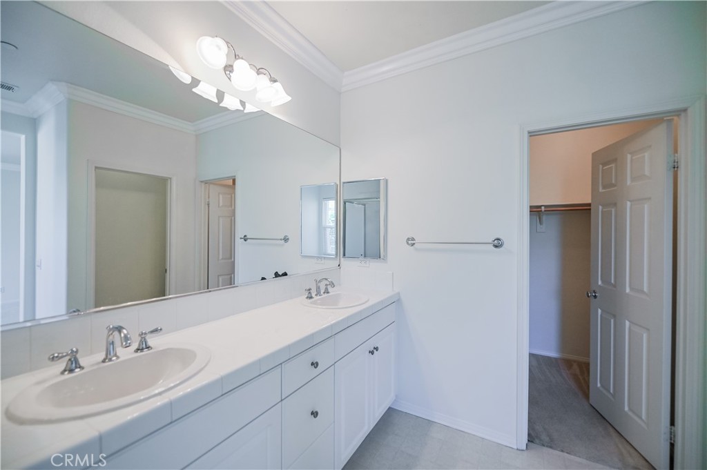 15544 Hollyleaf Place