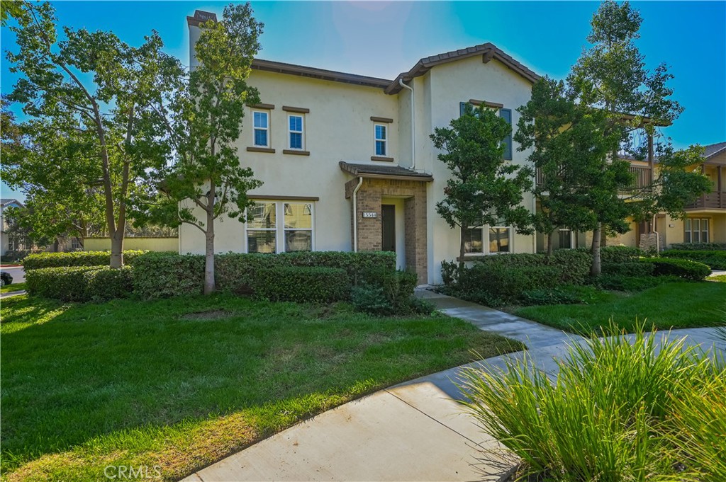 15544 Hollyleaf Place