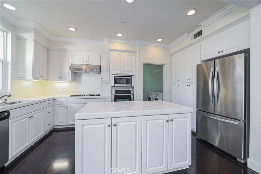 15544 Hollyleaf Place