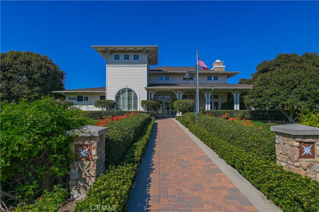 15544 Hollyleaf Place