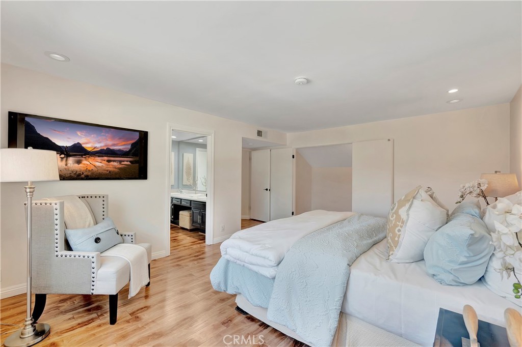 24851 Via Santa Cruz