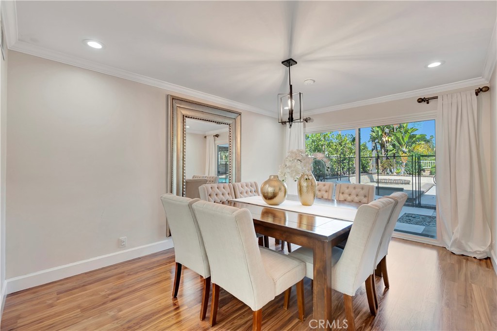 24851 Via Santa Cruz