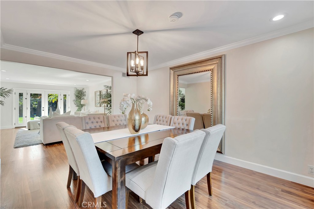 24851 Via Santa Cruz