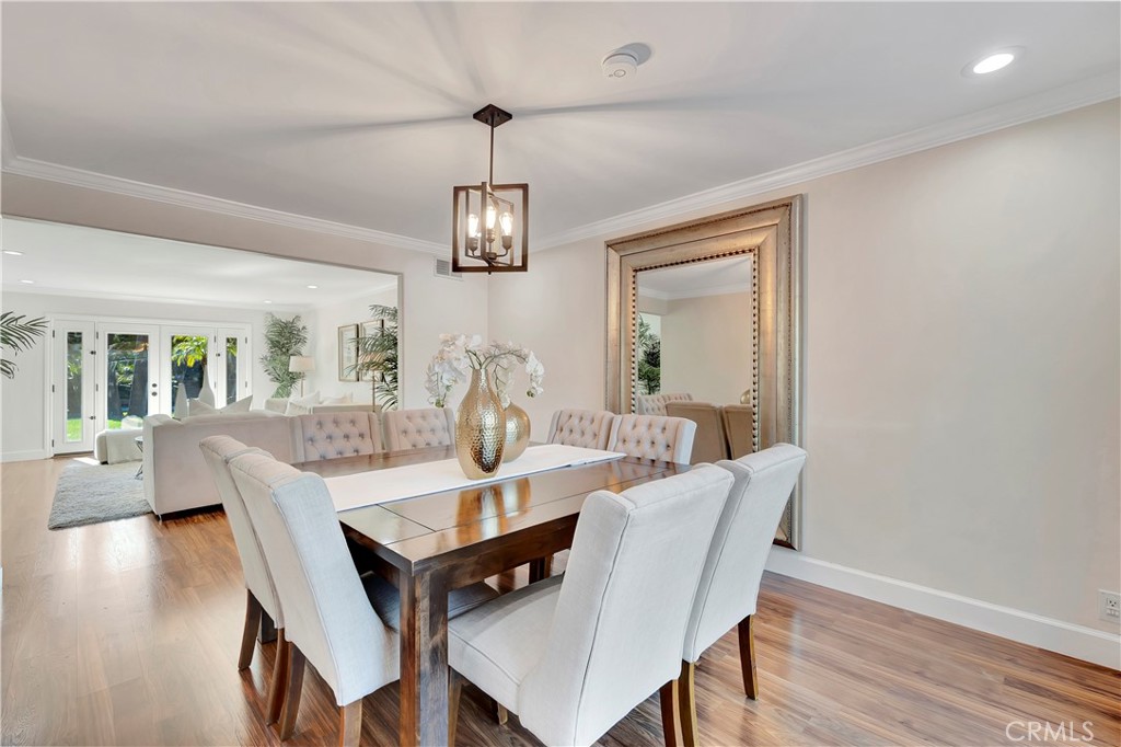 24851 Via Santa Cruz