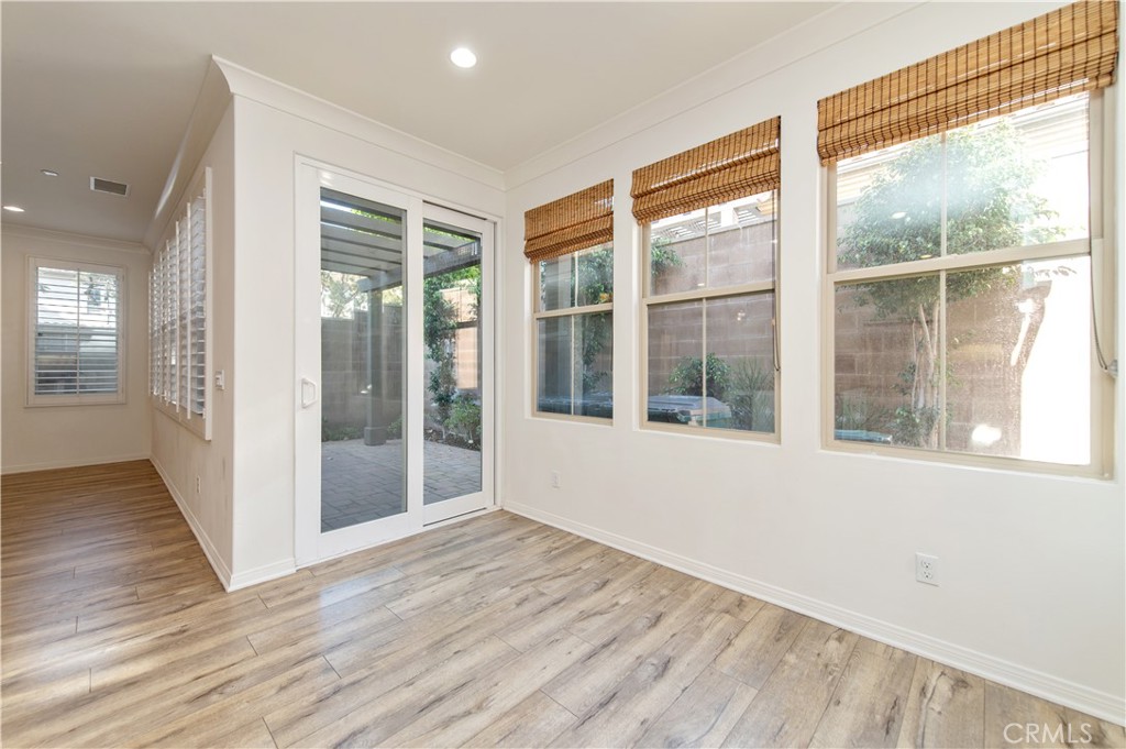 31 Larkfield