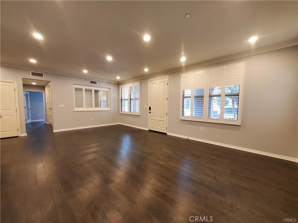 76 Mayfair