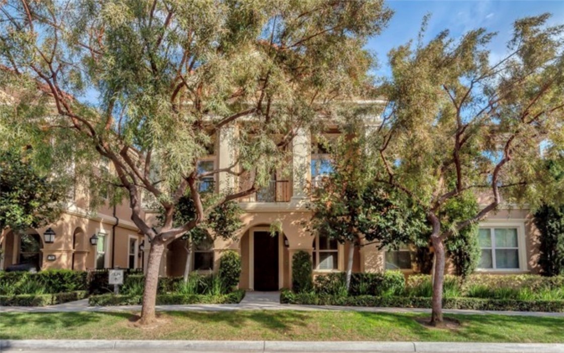 76 Mayfair