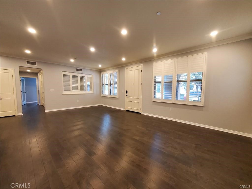 76 Mayfair