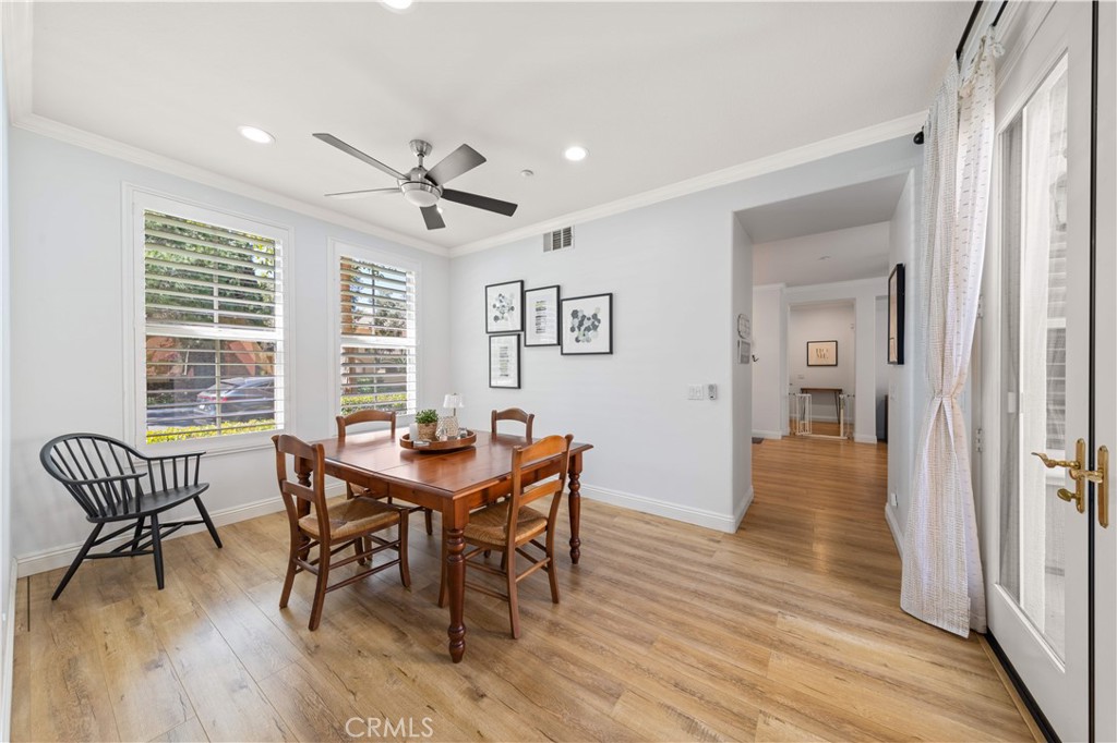 111 Chantilly