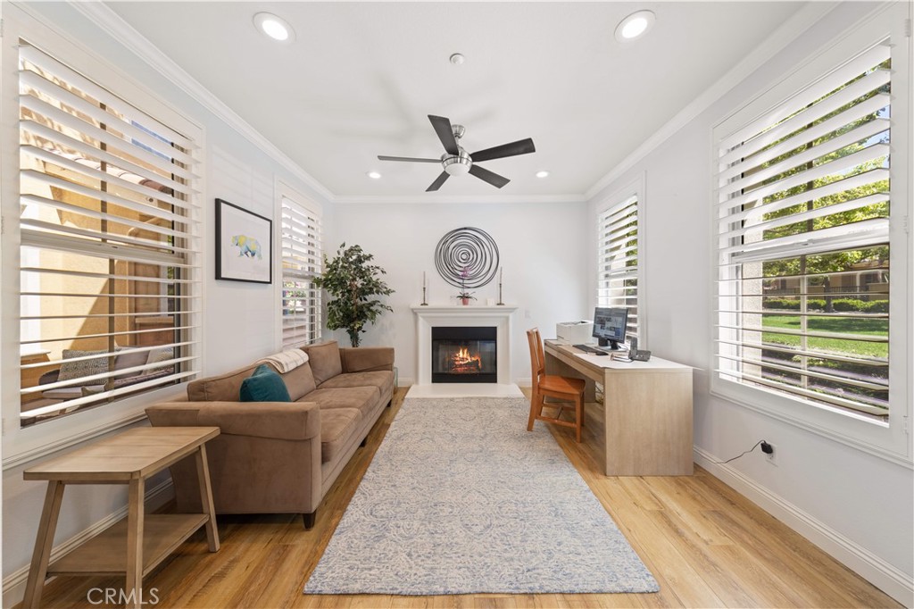 111 Chantilly