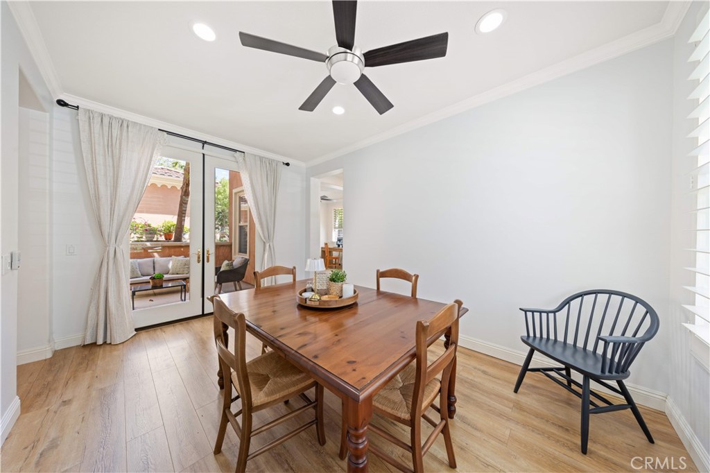 111 Chantilly