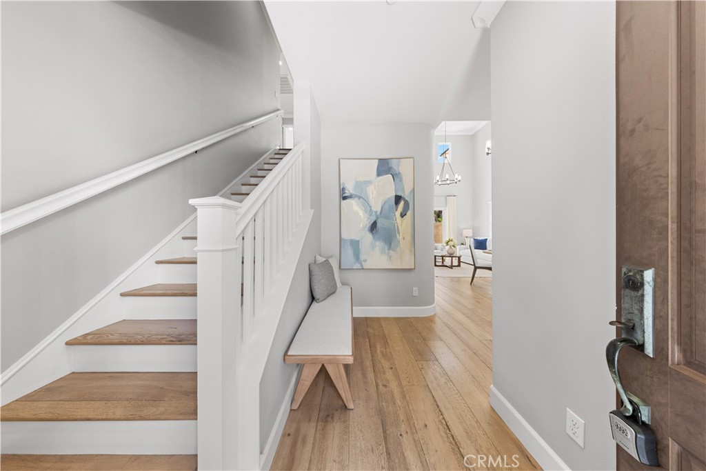 115 Painted Trellis