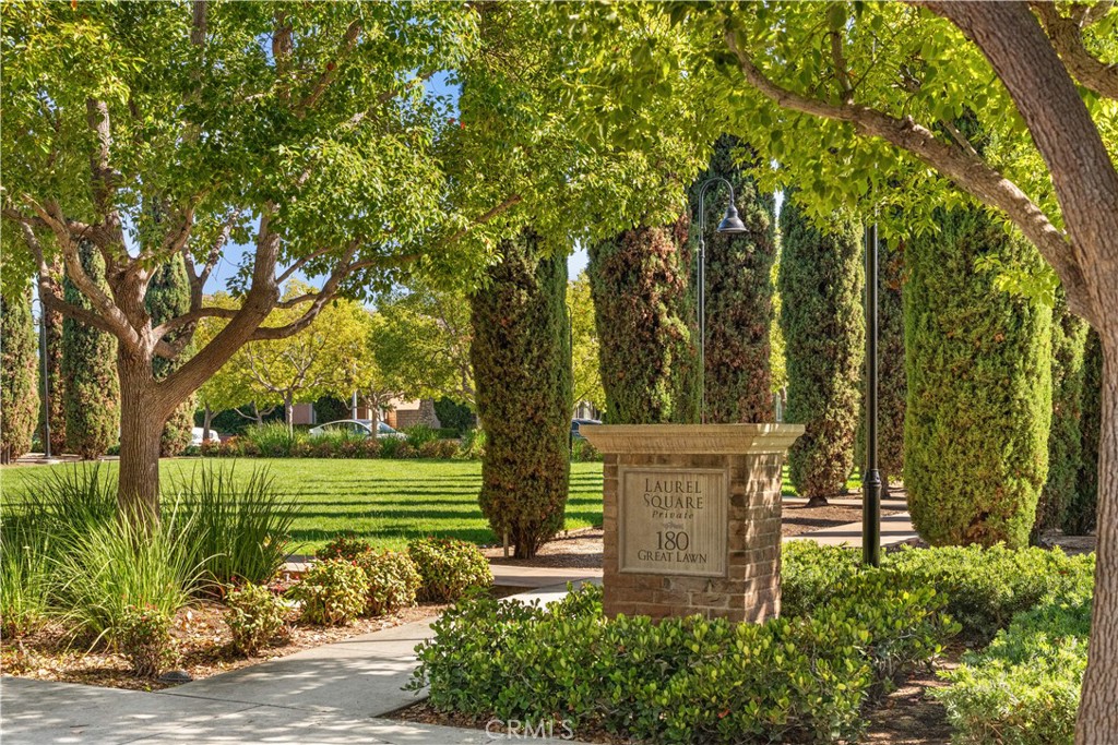 213 Great Lawn