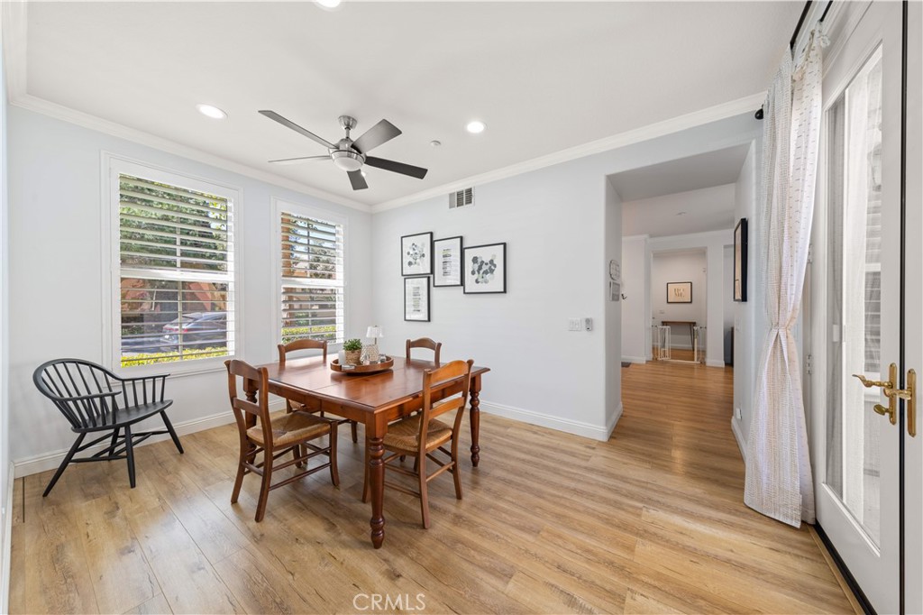 111 Chantilly