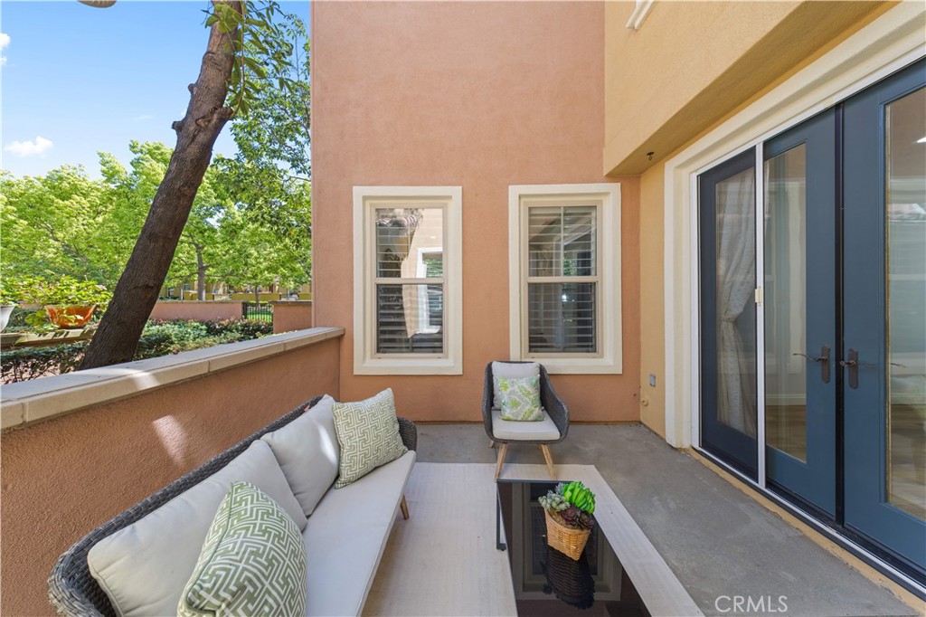 111 Chantilly