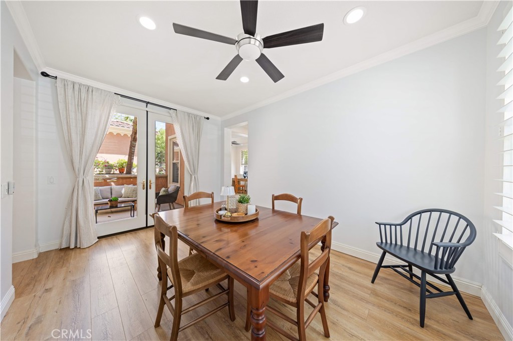 111 Chantilly