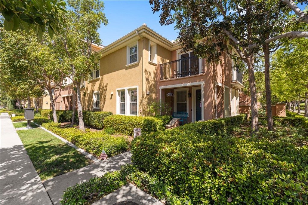 111 Chantilly
