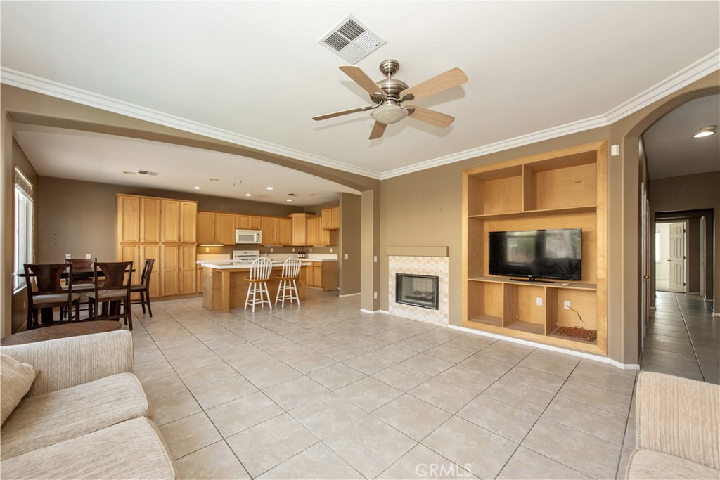 7182 Wild Lilac Court
