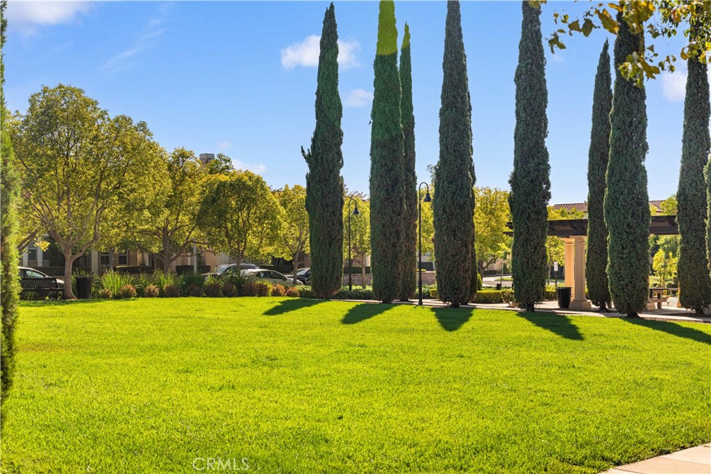 213 Great Lawn
