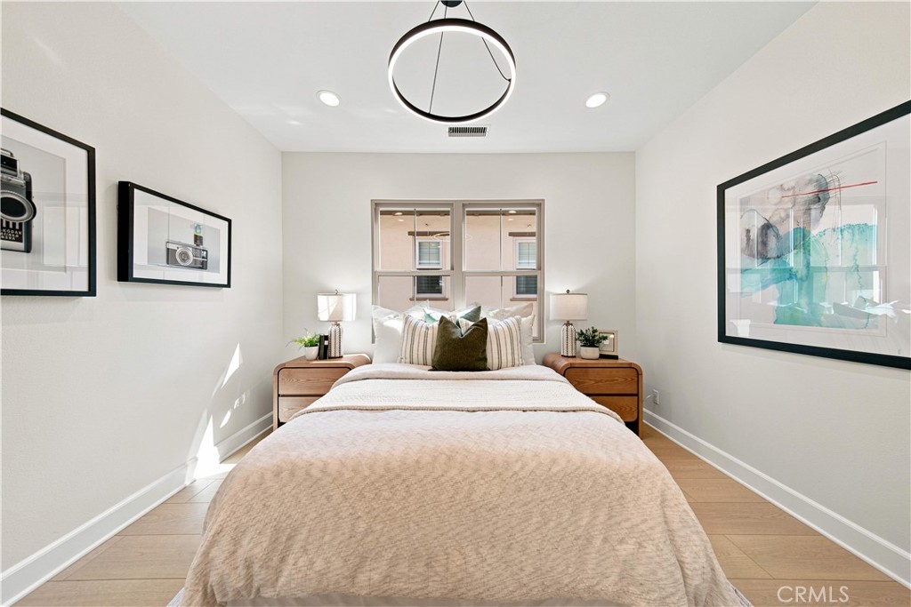 73 Cortland