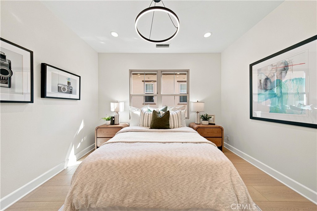 73 Cortland