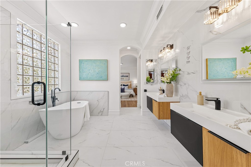 1 Sommerville Pl
