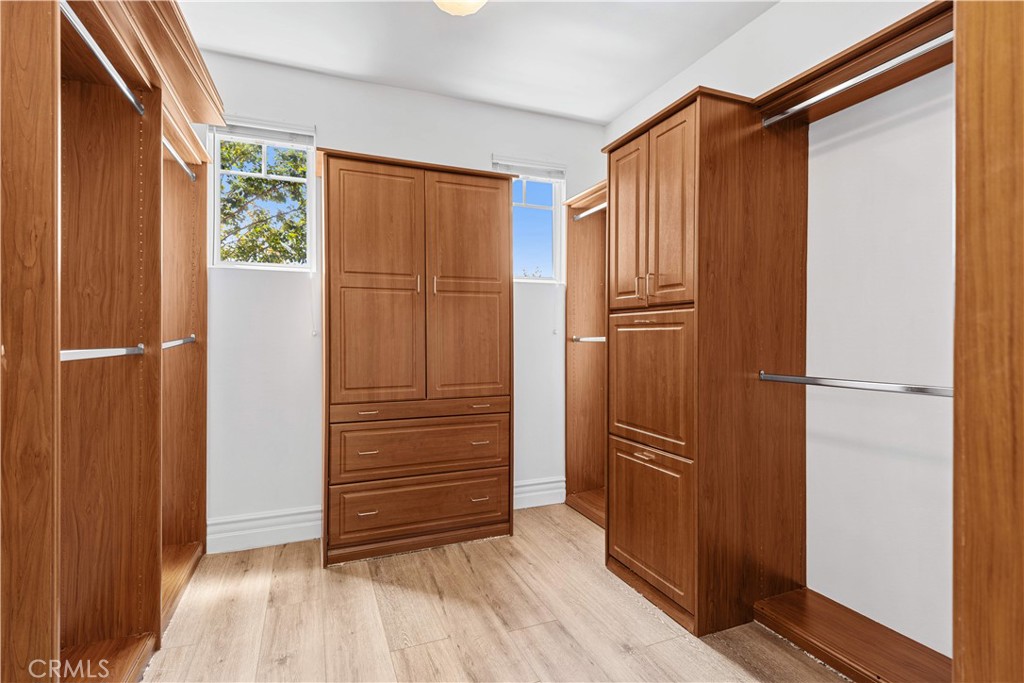 1 Sommerville Pl
