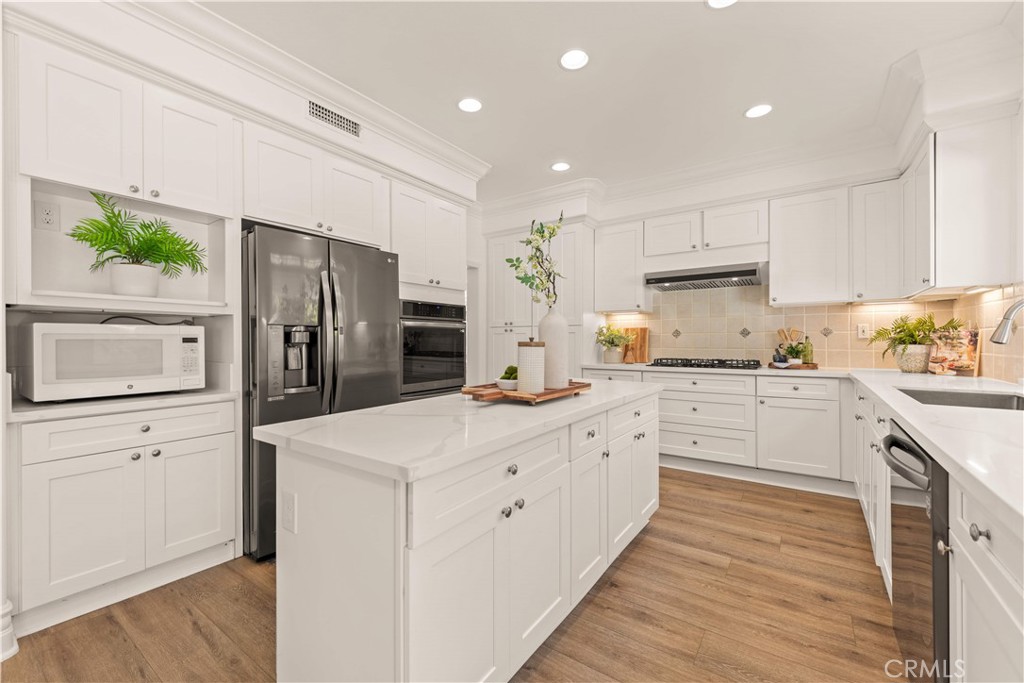 1 Sommerville Pl