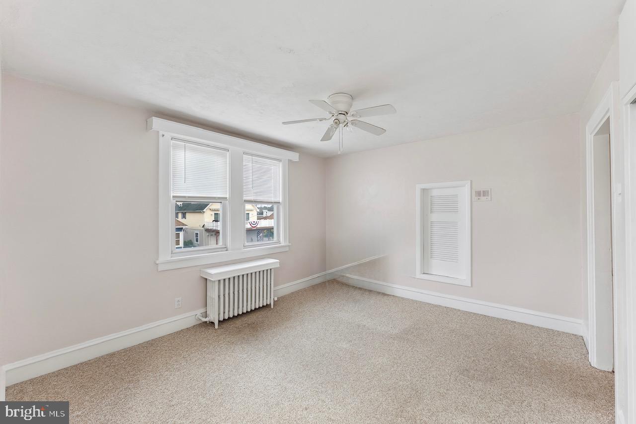 221 W 25TH AVENUE