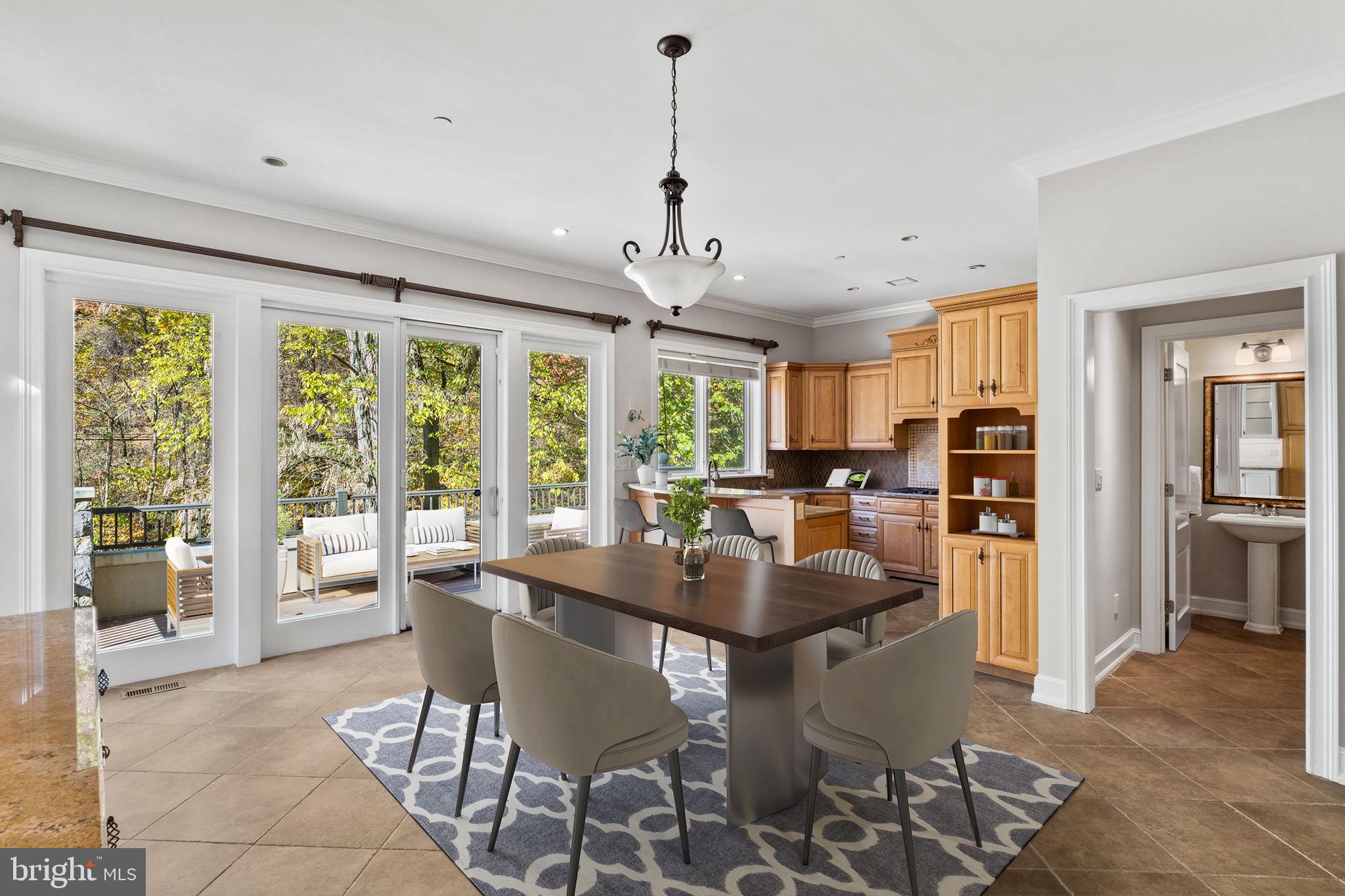 525 WATERVIEW PLACE