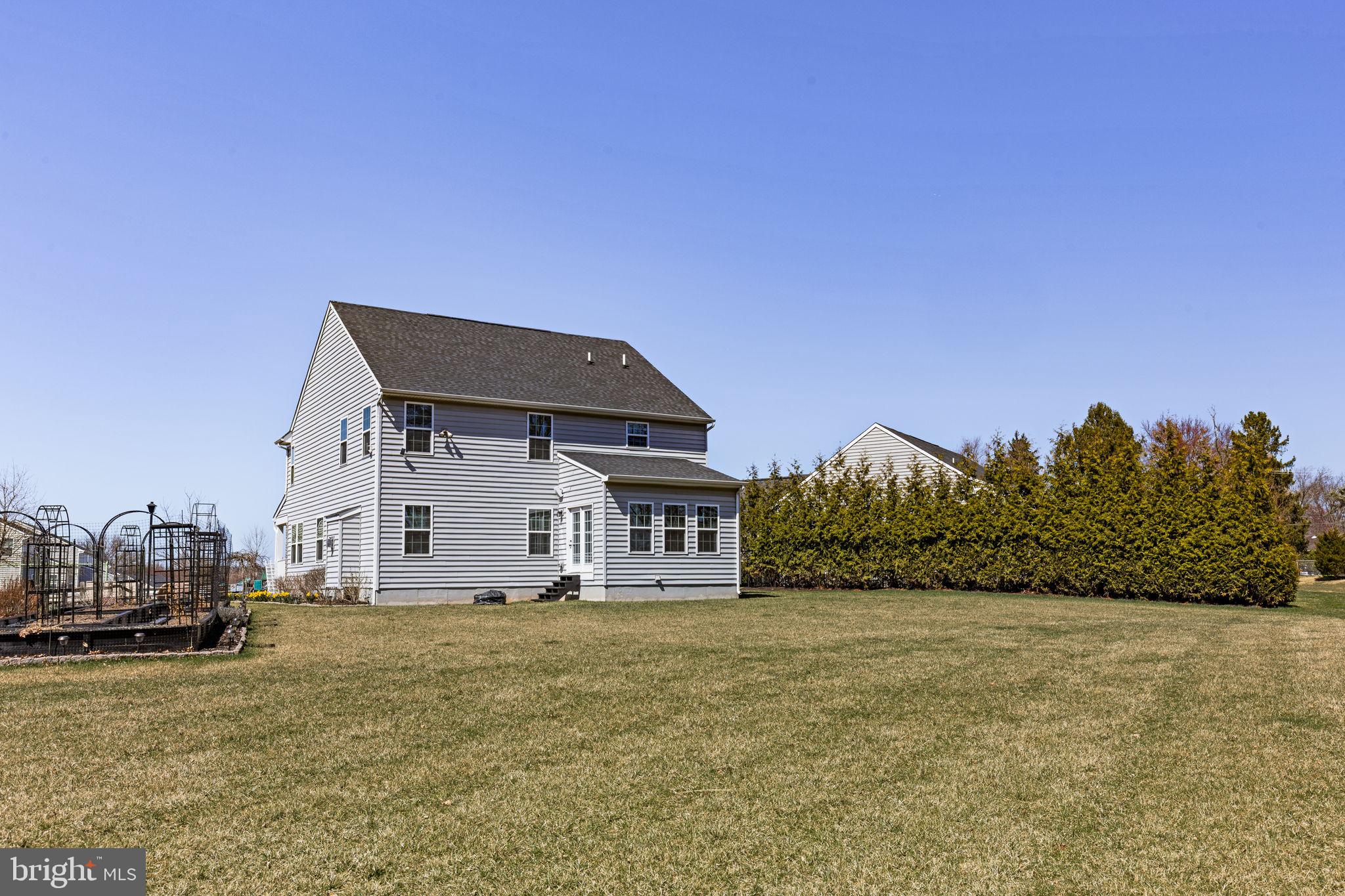 1145 LYNCH CIRCLE