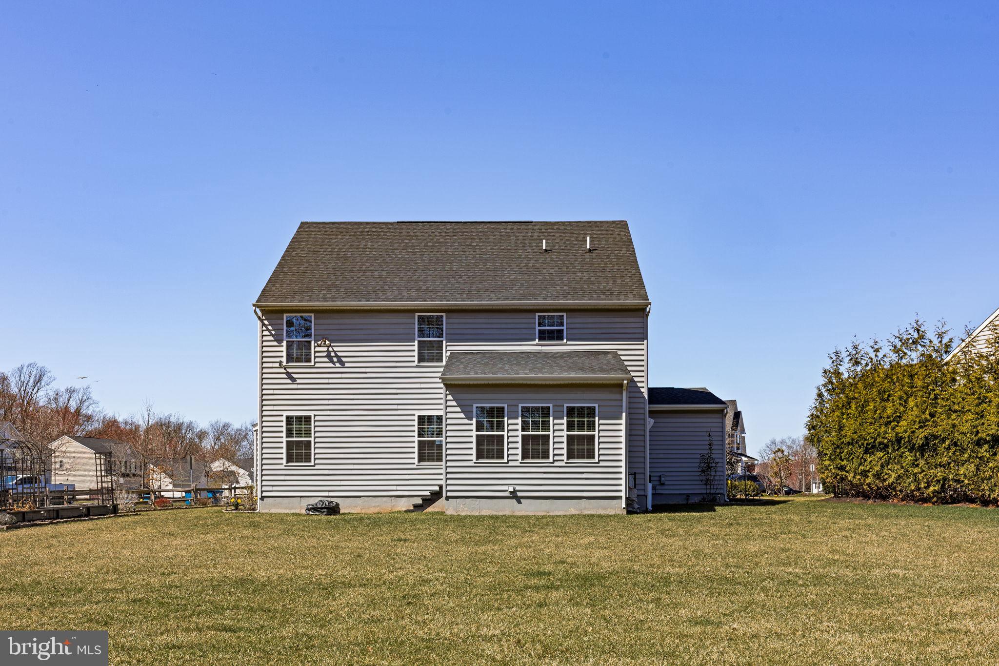 1145 LYNCH CIRCLE