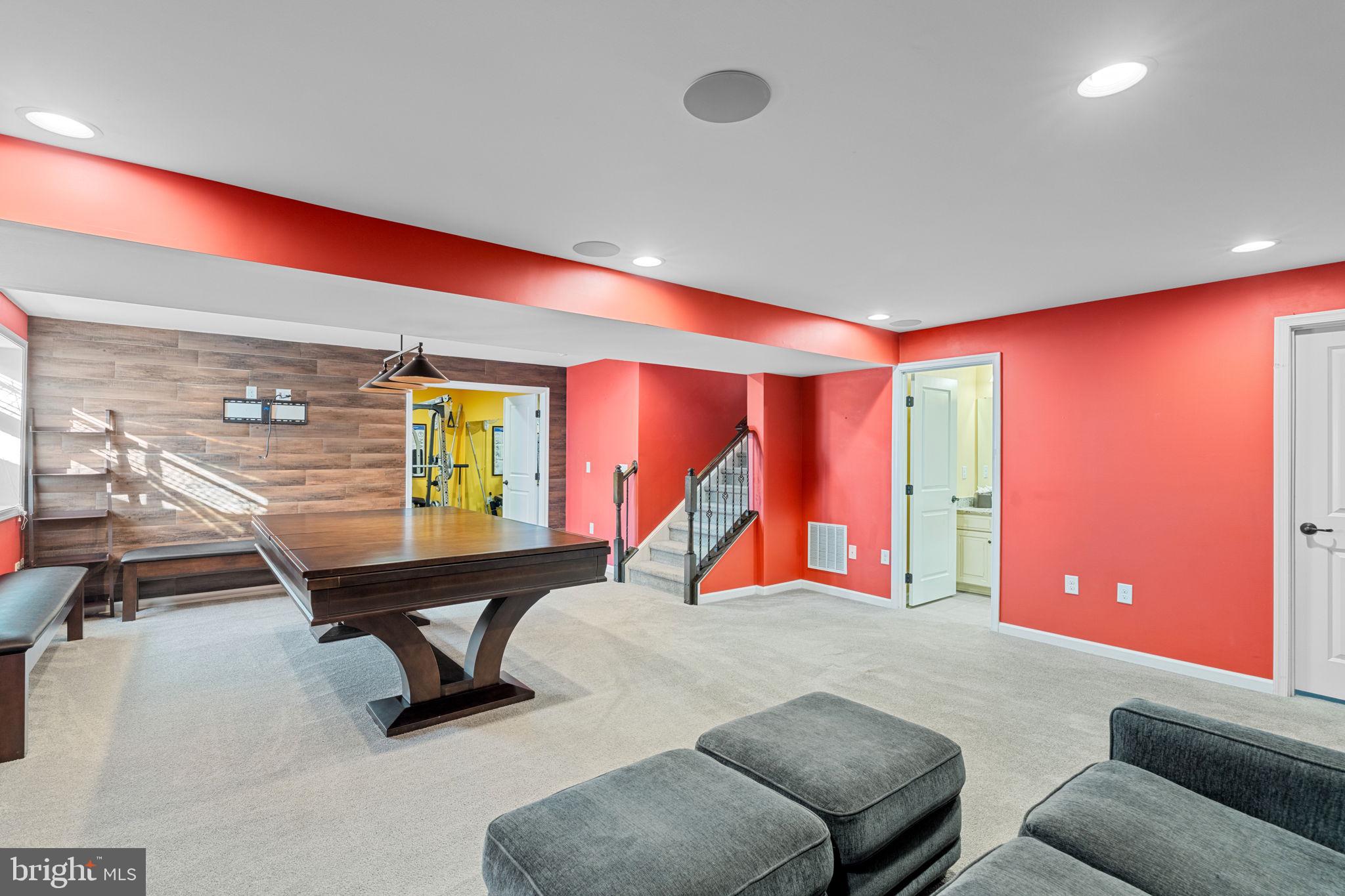 1145 LYNCH CIRCLE