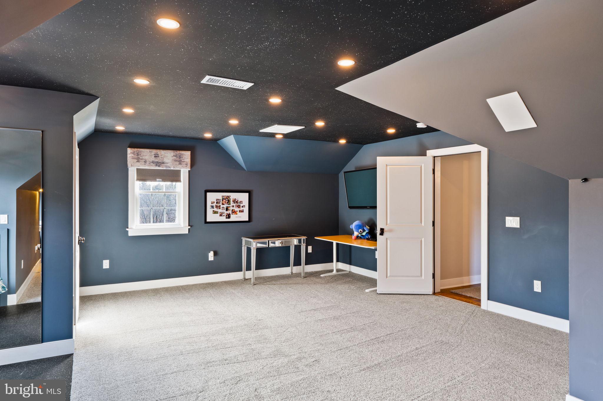1406 WRIGHTSTOWN ROAD