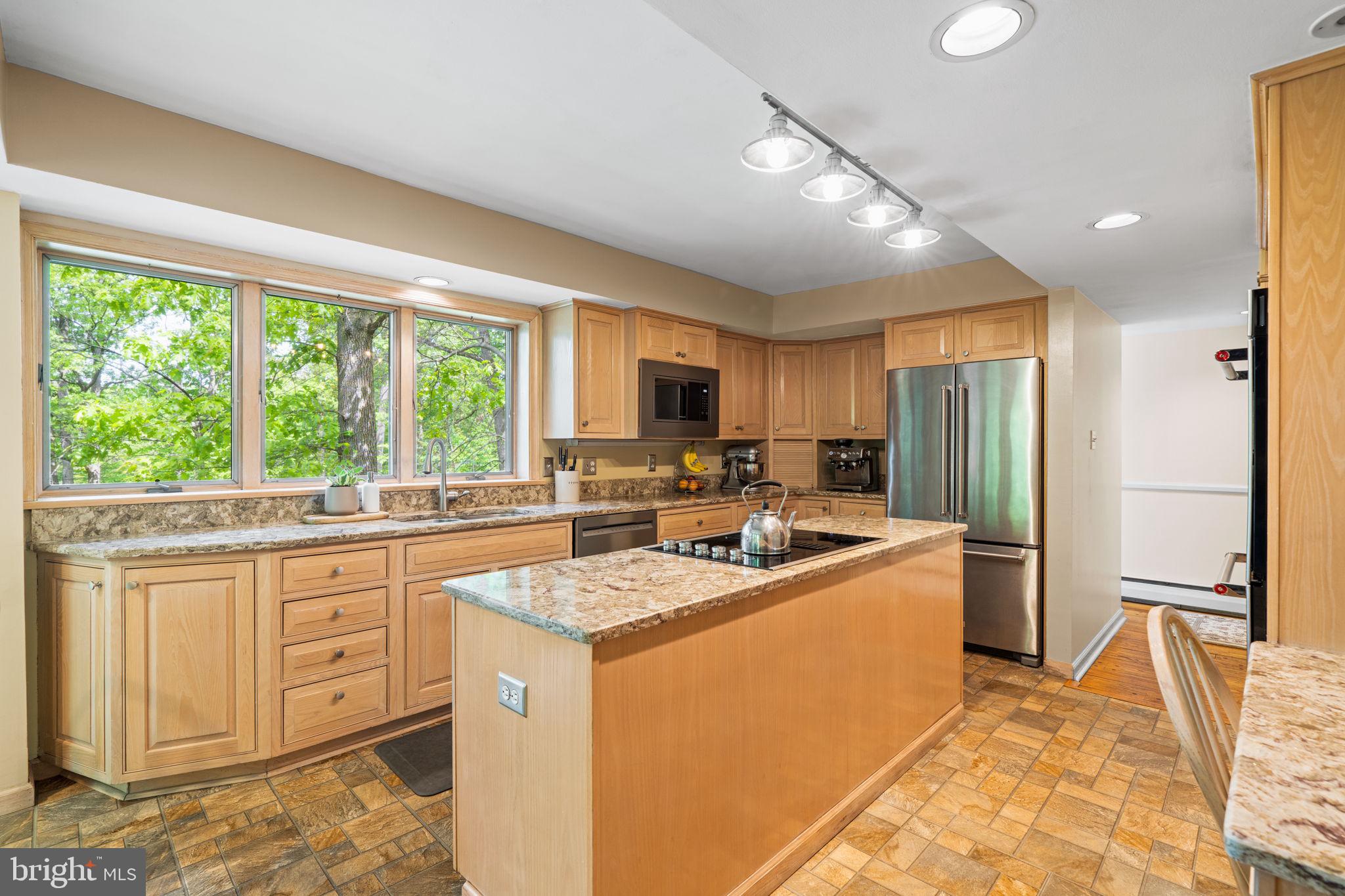 2667 FURLONG ROAD