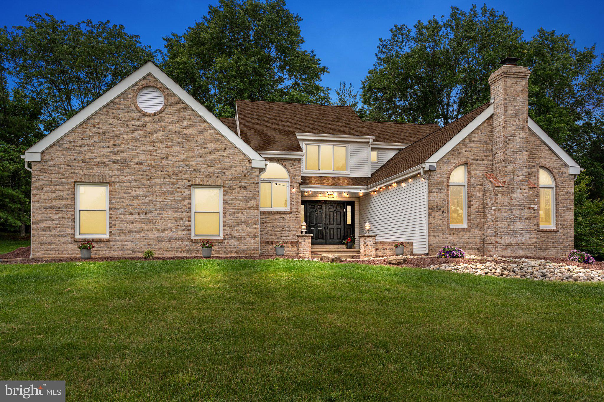 44 W WINDROSE DRIVE