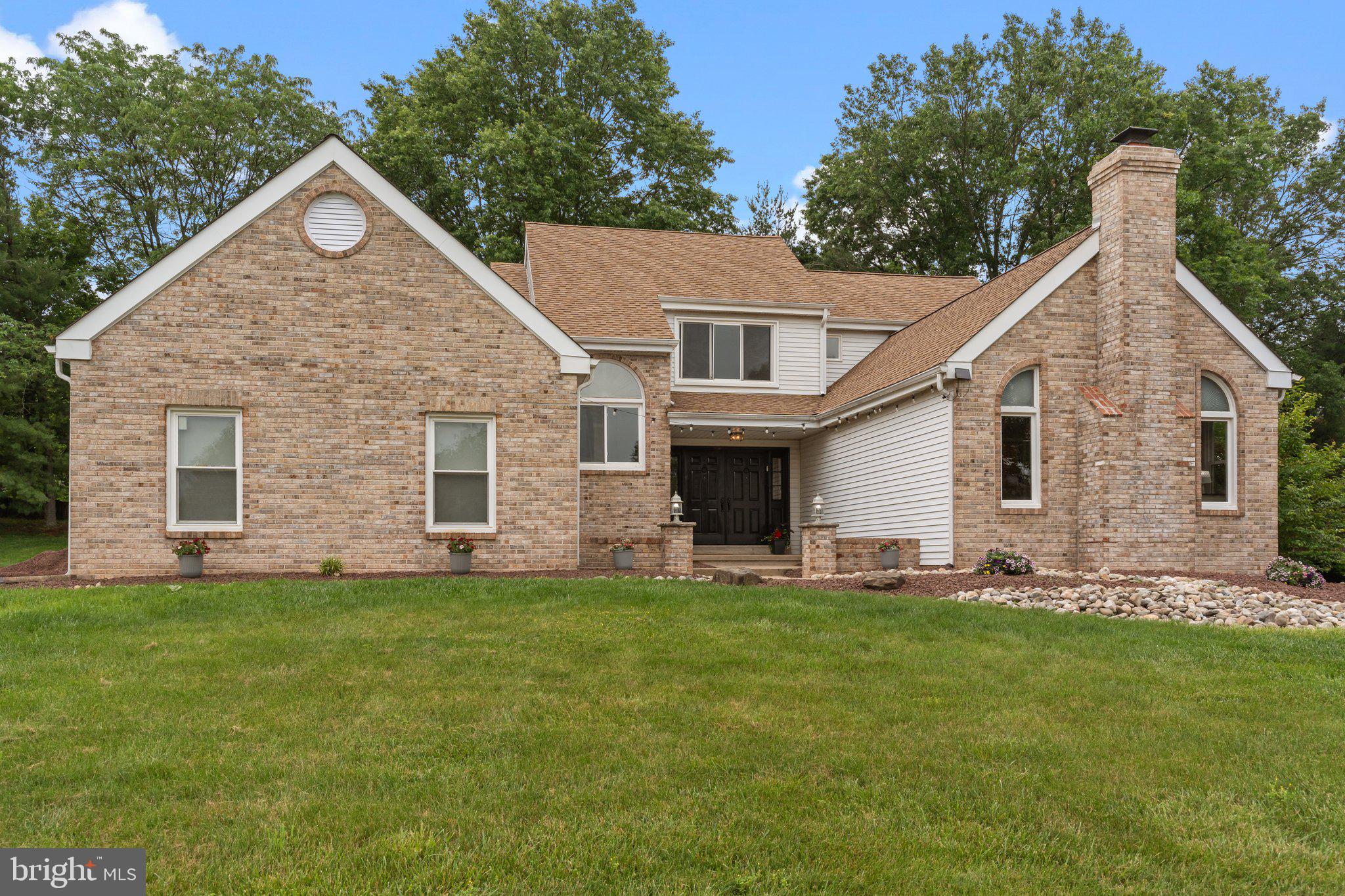 44 W WINDROSE DRIVE