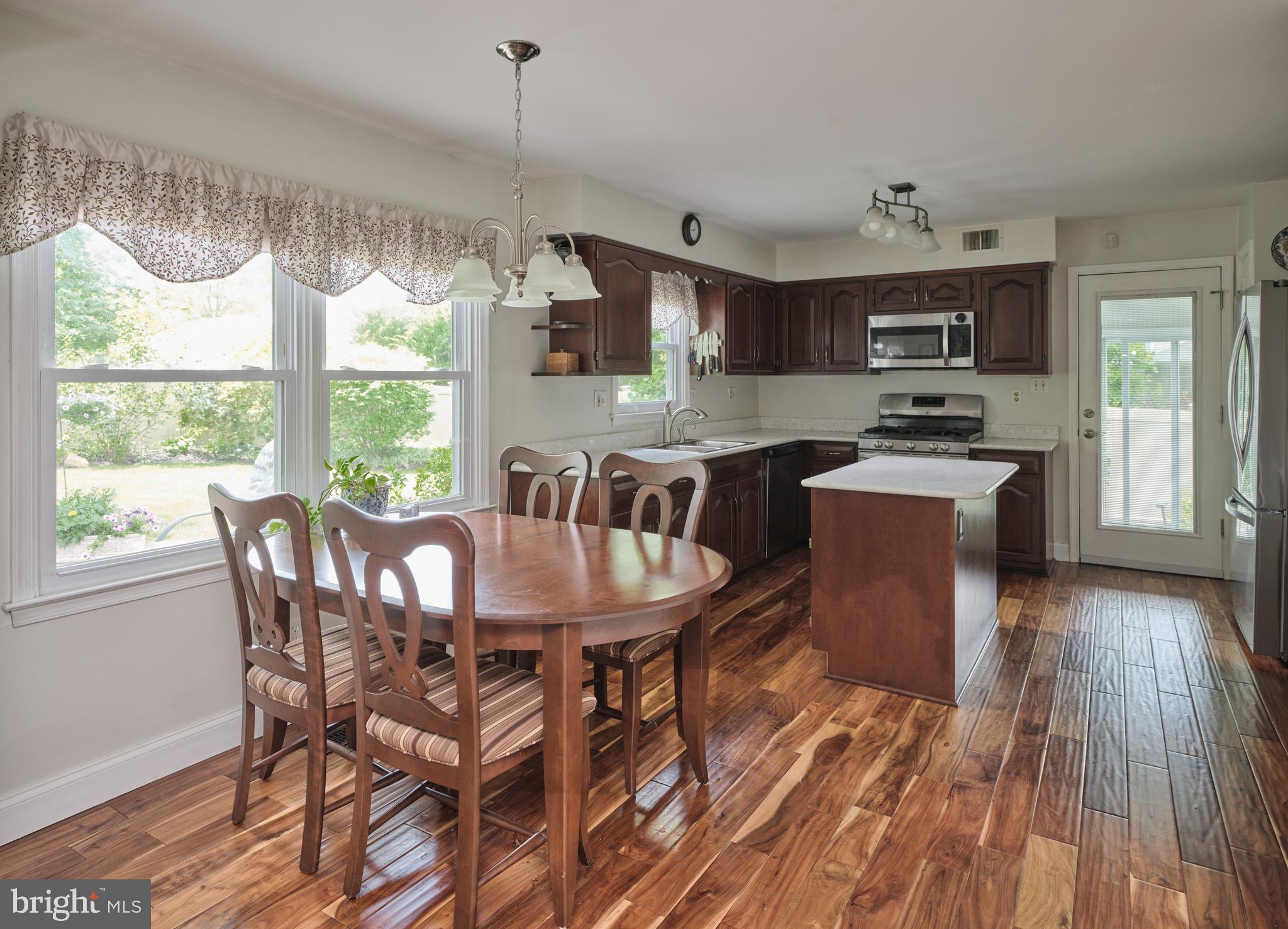 971 WEBER DRIVE